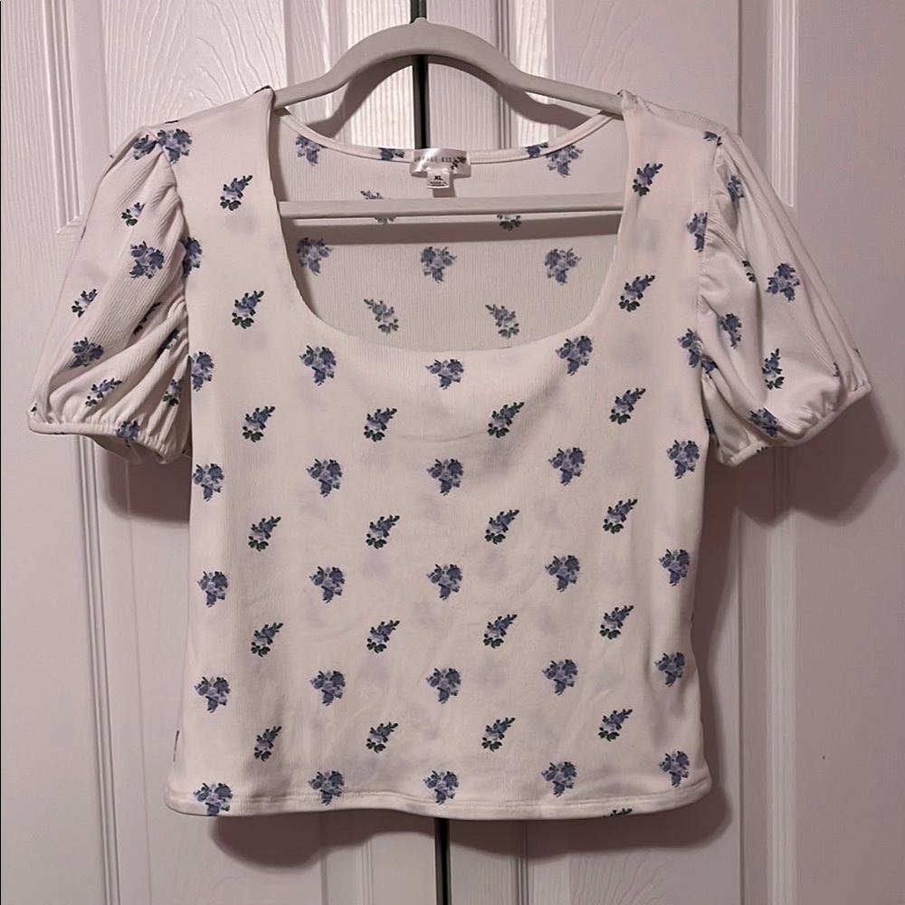 Floral Puff Sleeve Top - White and Blue